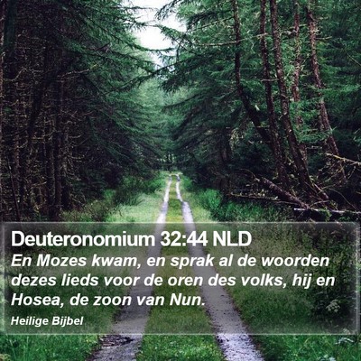 Deuteronomium 32:44 NLD Bible Verse Image