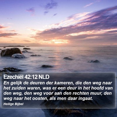 Ezechiël 42:12 NLD Bible Verse Image