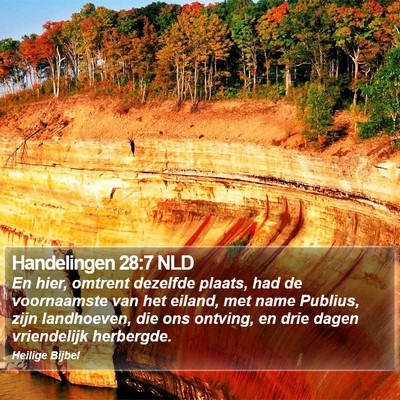 Handelingen 28:7 NLD Bible Verse Image