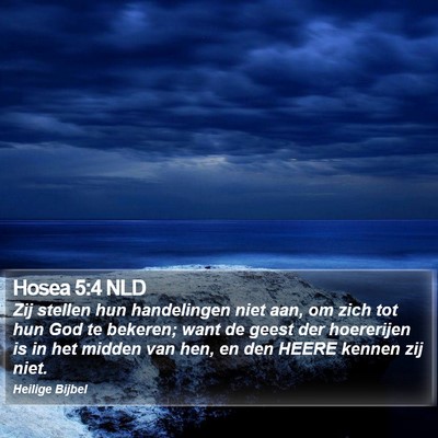 Hosea 5:4 NLD Bible Verse Image