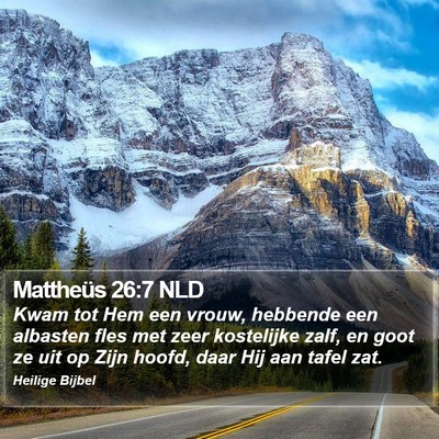 Mattheüs 26:7 NLD Bible Verse Image
